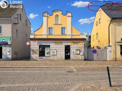 Sale family house Mnichovo Hradiště, Masarykovo náměstí 283 č. 16