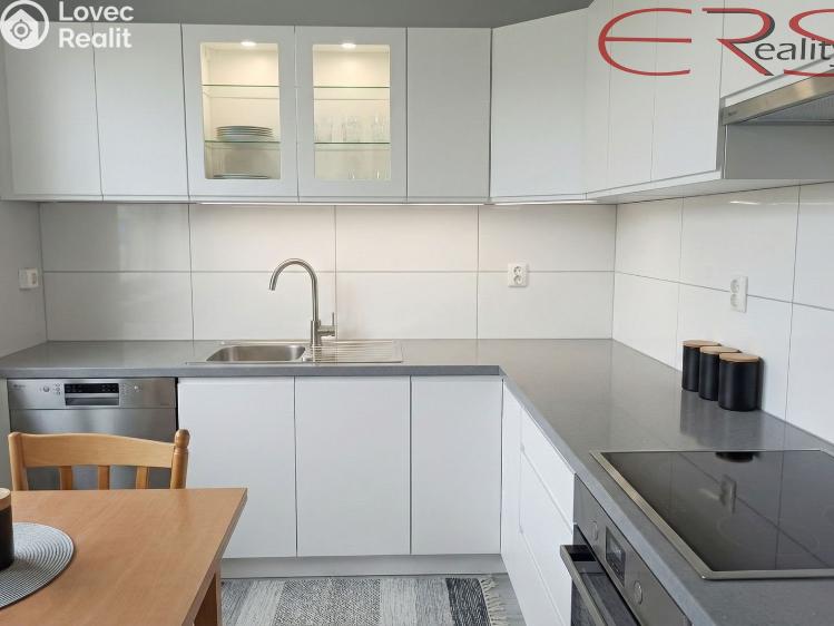 Sale apartment 3+1 Tanvald, Radniční č. 2