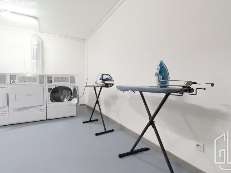 Pronájem bytu 1+KK Praha, Křížová č. 13