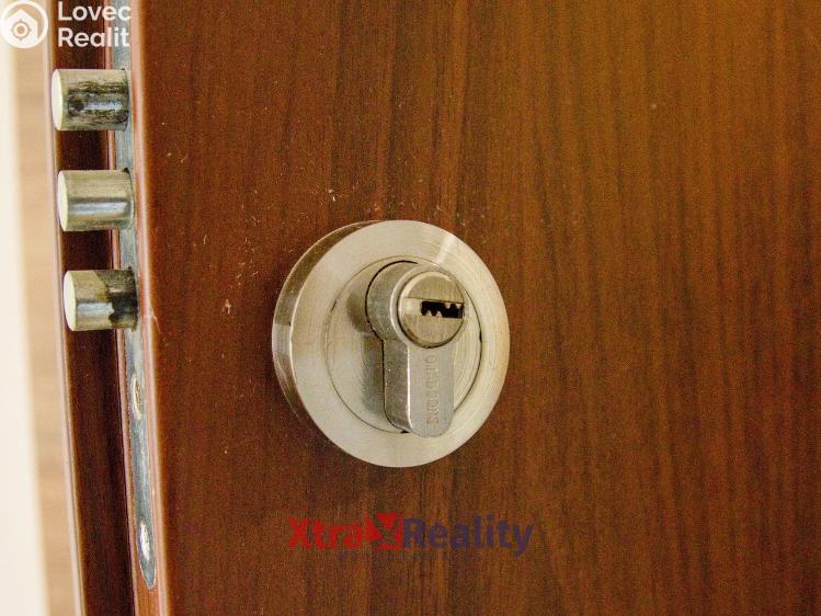 Prodej bytu 3+1 Krupka, Karla Čapka 243 č. 15