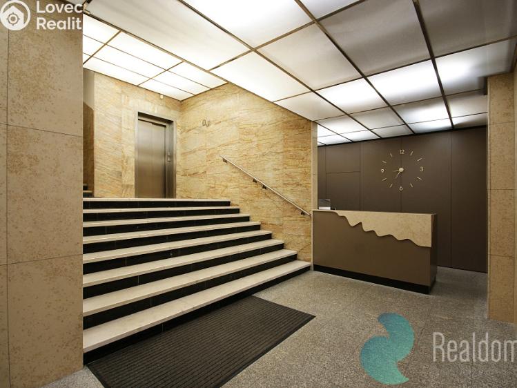 Pronájem kanceláře Praha, Opletalova č. 8