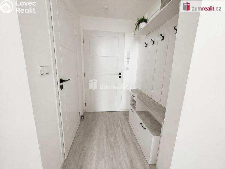 Аренда квартиры 1+1 Praha 5, Radlická č. 8