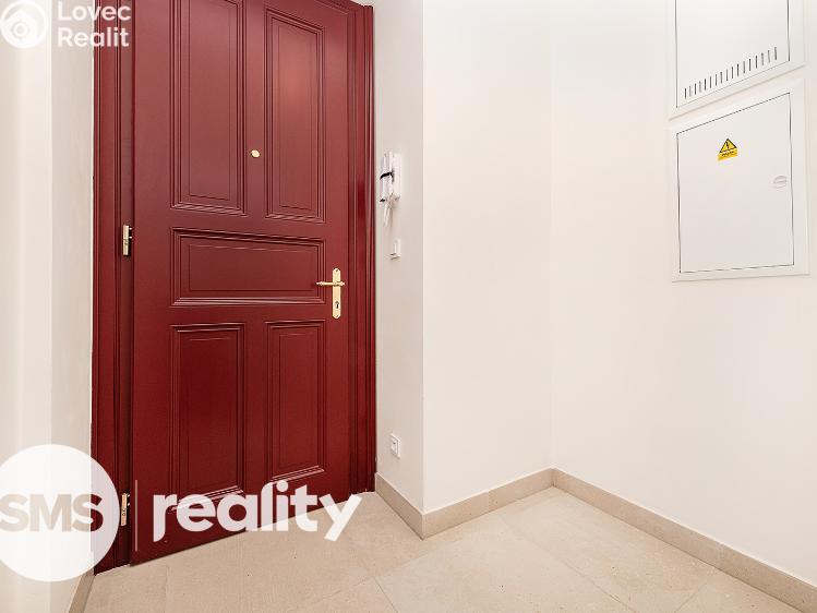 Pronájem bytu 2+KK Praha, Tomáškova 870/2 č. 10