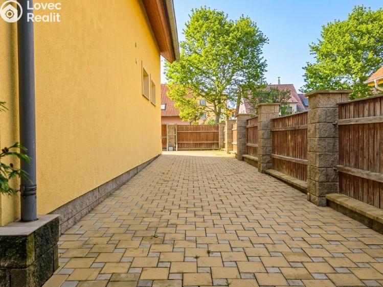 Аренда семейного дома Louny, Platanová 2813 č. 23