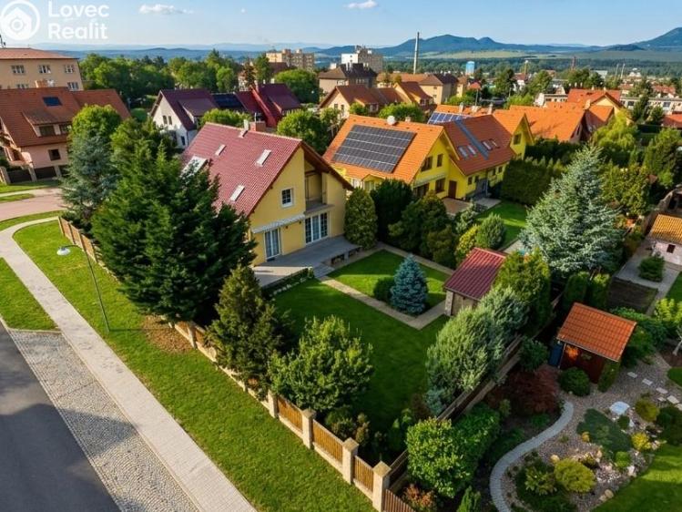 Аренда семейного дома Louny, Platanová 2813 č. 24