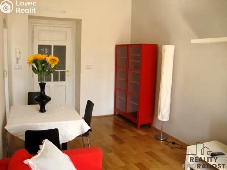 Pronájem bytu 2+1 Praha, Mexická č. 1