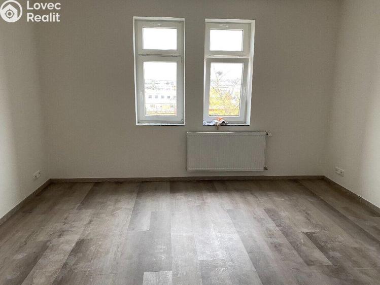 Pronájem bytu 1+KK Praha, Freyova 236/5 č. 1