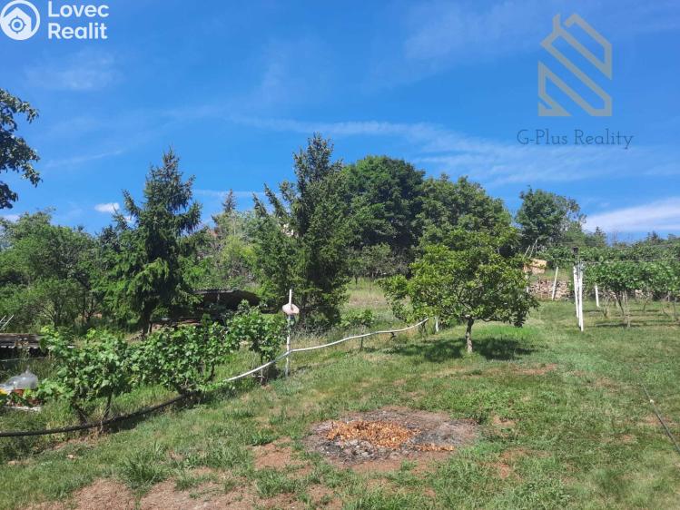 Prodej stavebního pozemku Velké Žernoseky č. 27