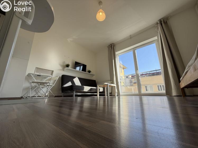 Prodej bytu 1+KK Mariánské Lázně, Dvořákova 736/4 č. 1