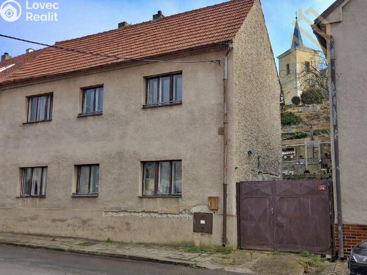 Prodej vícegeneračního domu Klobuky, Nádražní 12 č. 1