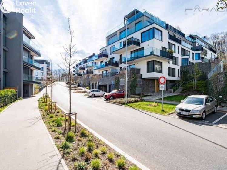 Аренда квартиры 4+KK Praha, Lerausova č. 18