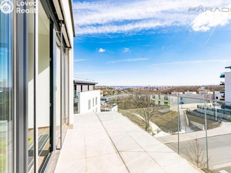 Аренда квартиры 4+KK Praha, Lerausova č. 6