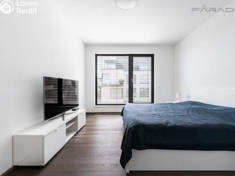 Аренда квартиры 4+KK Praha, Lerausova č. 11