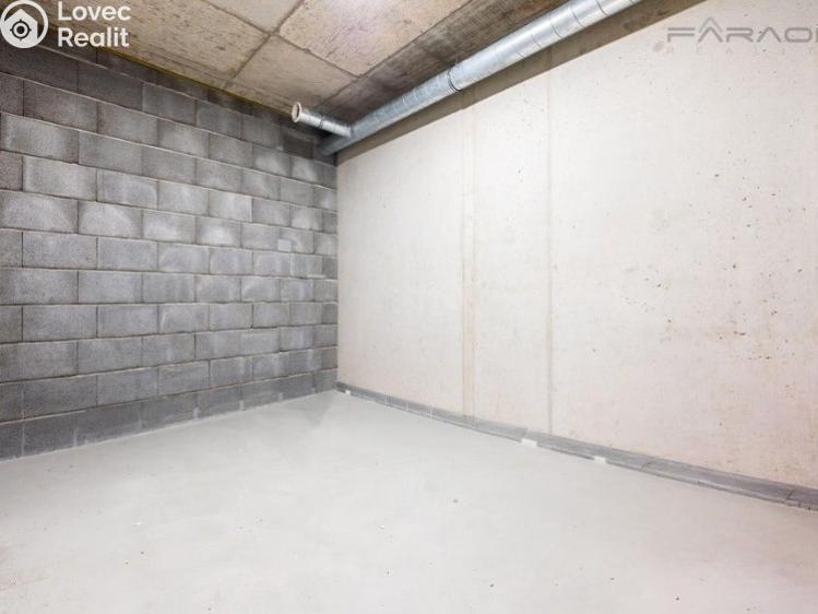 Аренда квартиры 4+KK Praha, Lerausova č. 17