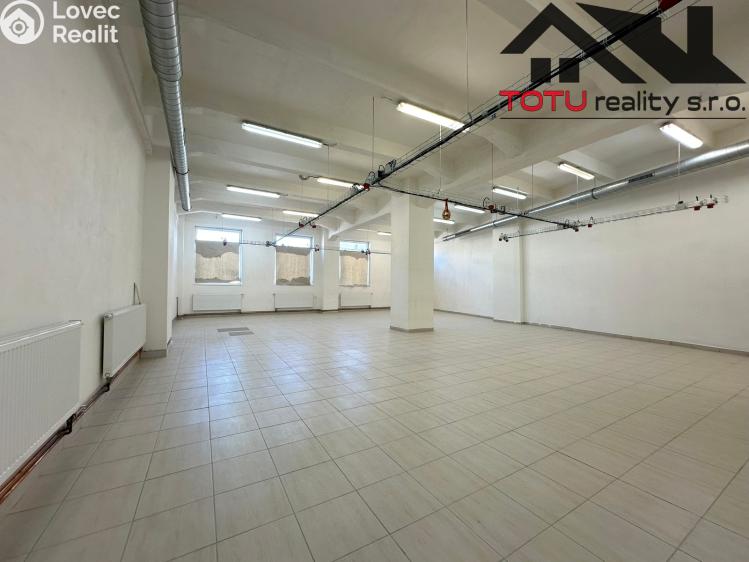 Rent commercial space Jaroměř, Husova č. 1