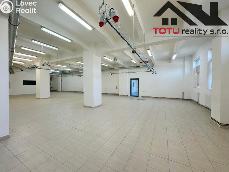 Rent commercial space Jaroměř, Husova č. 5