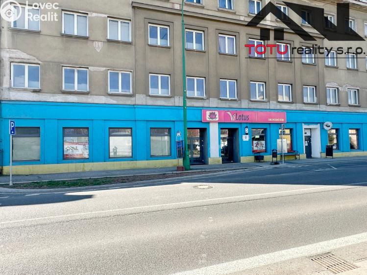 Rent commercial space Jaroměř, Husova č. 13