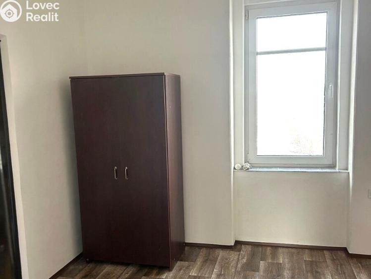Pronájem bytu 2+1 Cheb č. 5