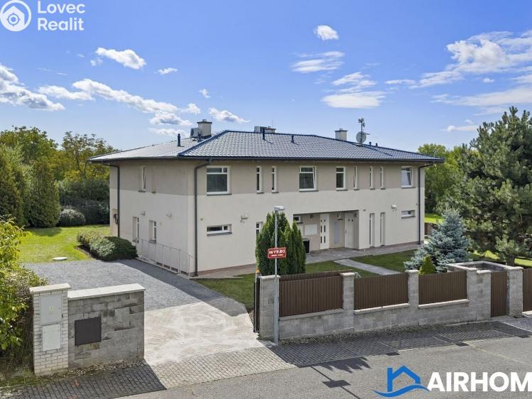Prodej rodinného domu Jesenice, Na Vyhlídce 490 č. 2