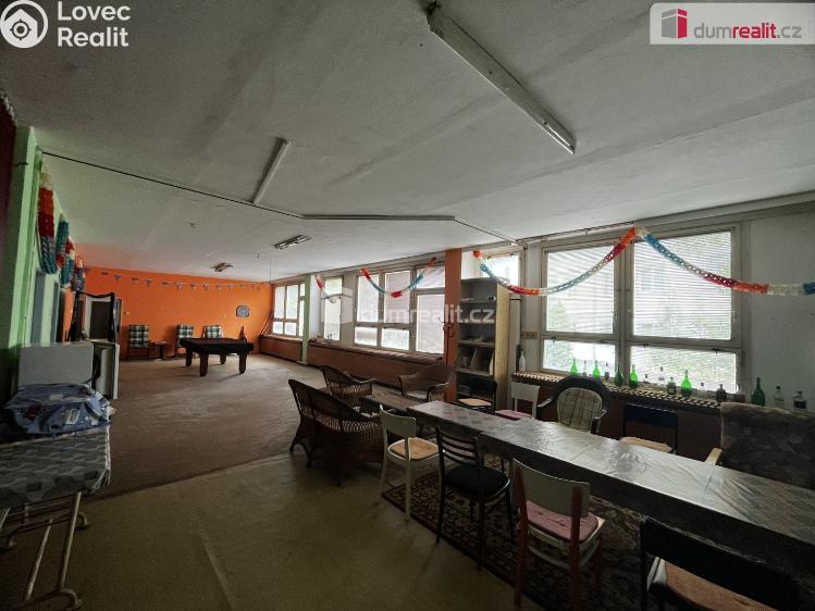 Pronájem obchodního prostoru Újezdeček, Řetenická č. 12