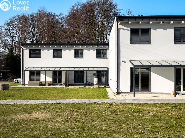 Prodej činžovního domu Frýdek-Místek, Panské Nové Dvory 3862 č. 8