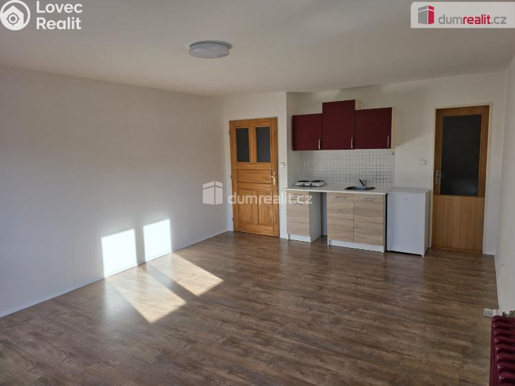 Pronájem bytu 1+KK Frenštát pod Radhoštěm, Rožnovská č. 1