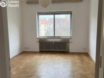 Pronájem bytu 3+1 Praha, Nikoly Tesly č. 5