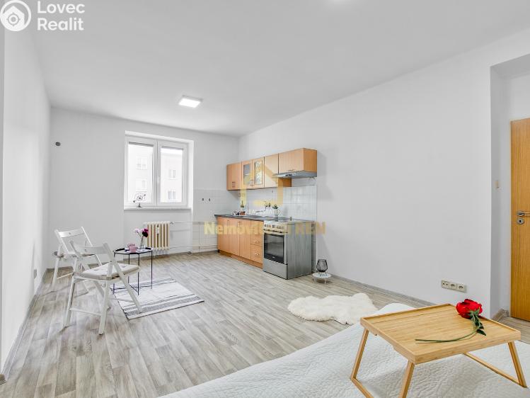 Продажа квартиры 1+1 Ostrava, Alšovo náměstí č. 9