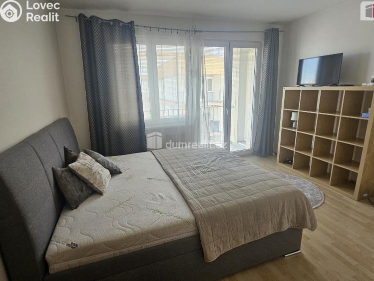 Prodej bytu 2+KK Praha-Řeporyje, Radouňova č. 20