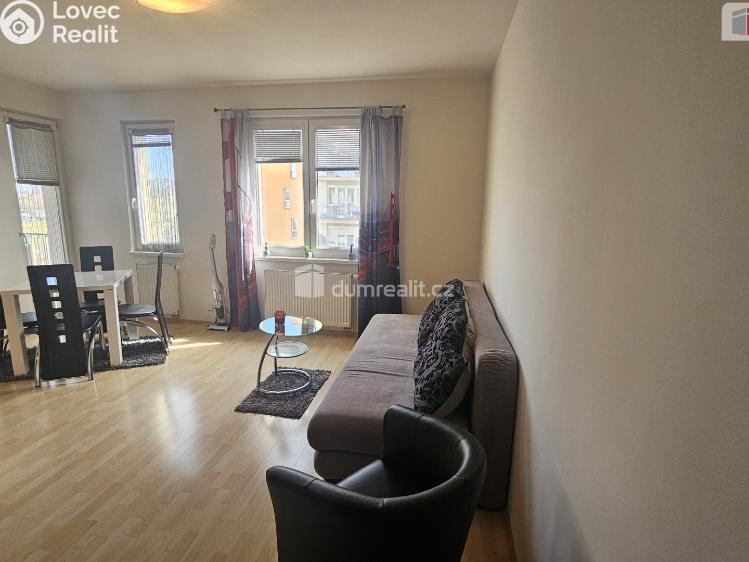 Prodej bytu 2+KK Praha-Řeporyje, Radouňova č. 25