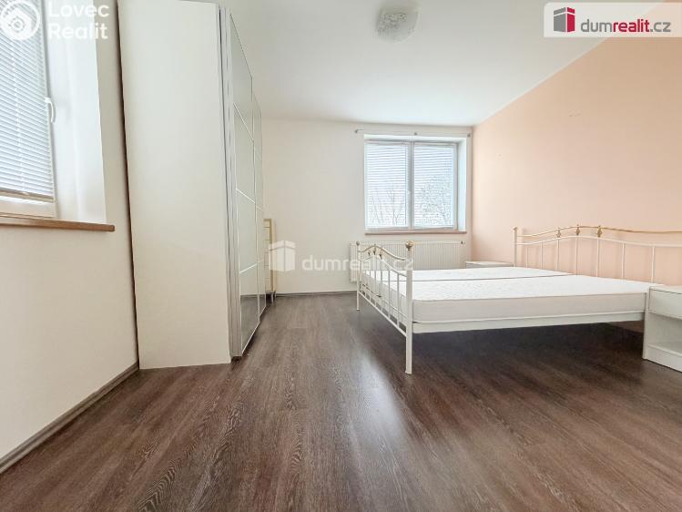 Sale apartment 2+KK Praha 5, Štěpařská č. 9