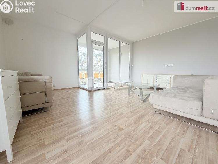 Sale apartment 2+KK Praha 5, Štěpařská č. 10