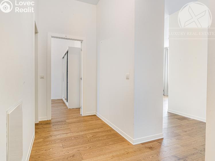 Продажа квартиры 3+KK Praha, Grafická č. 10