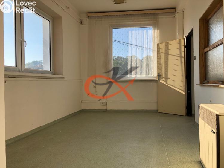 Rent office space Valašské Meziříčí, Zašovská č. 4