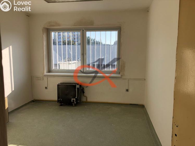 Rent office space Valašské Meziříčí, Zašovská č. 7