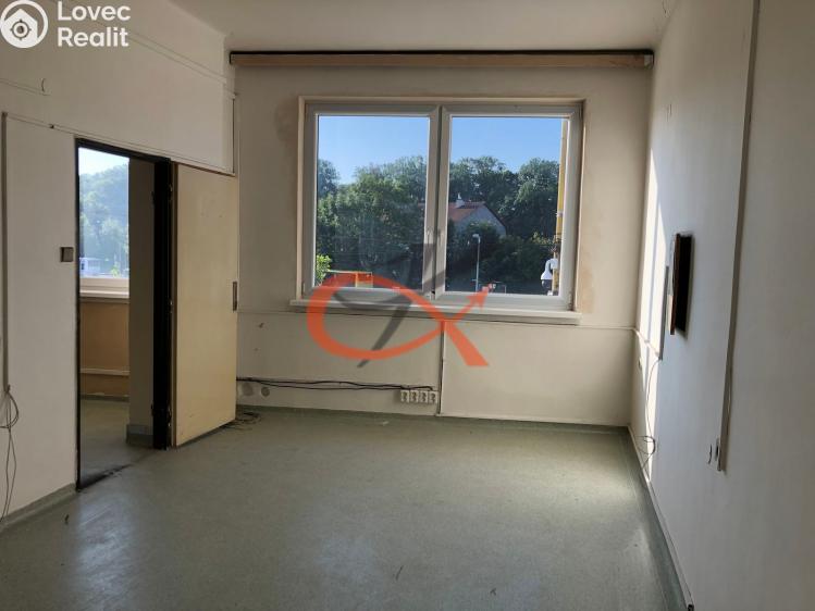 Rent office space Valašské Meziříčí, Zašovská č. 12