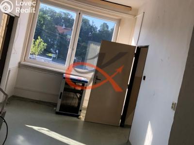Pronájem kanceláře Valašské Meziříčí, Zašovská č. 8