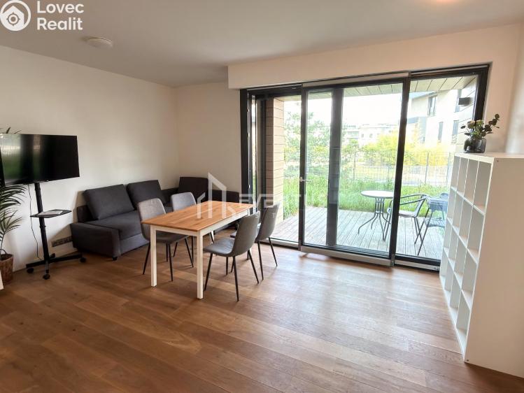 Pronájem bytu 2+KK Praha, Menclova 2493/4a č. 10