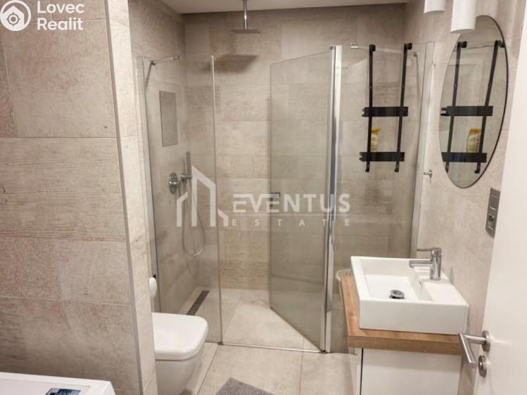 Pronájem bytu 2+KK Praha, Menclova 2493/4a č. 12