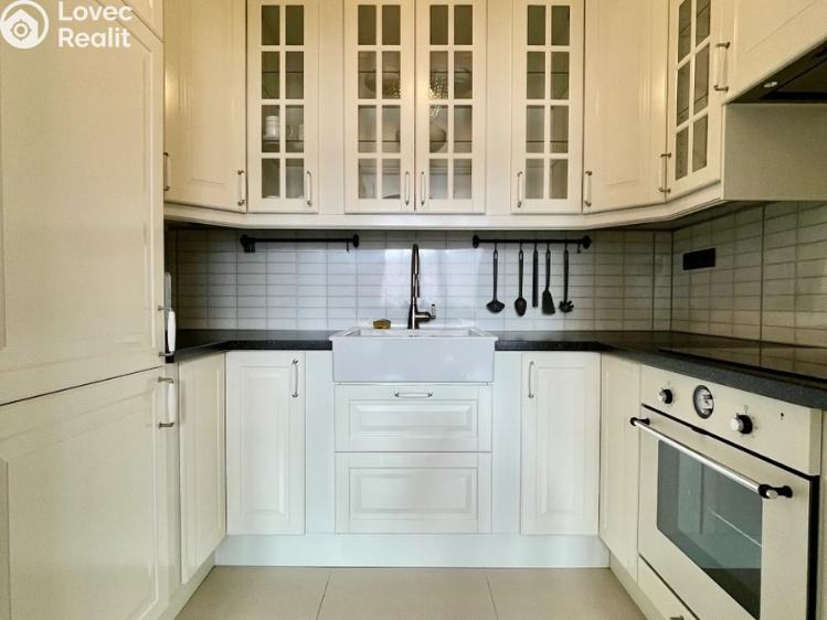 Pronájem bytu 2+KK Praha, Mostecká č. 2