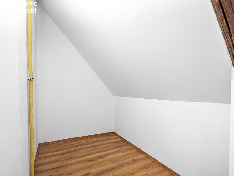 Pronájem bytu 3+KK Břeclav, Mládežnická č. 6