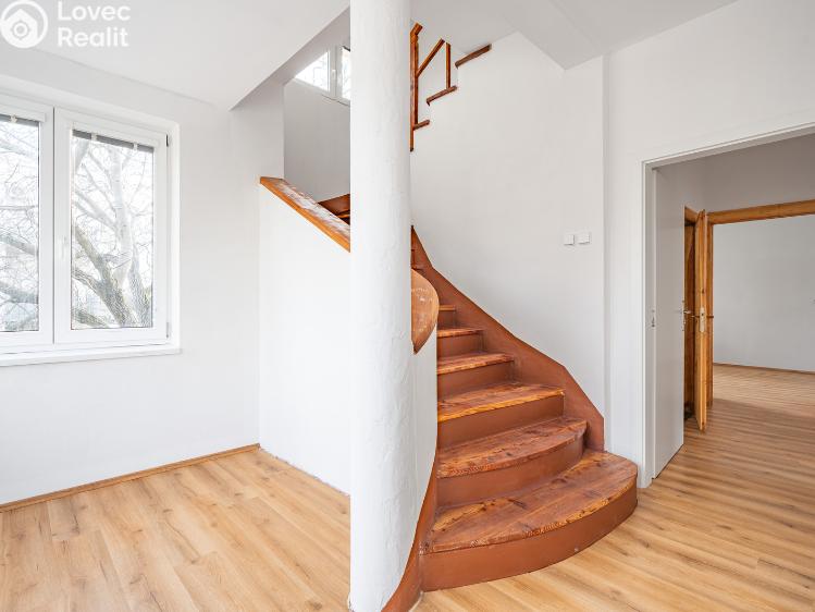 Pronájem bytu 2+1 Břeclav, Mládežnická č. 8