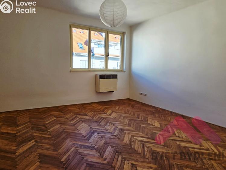 Pronájem bytu 2+1 Praha, Ambrožova č. 4