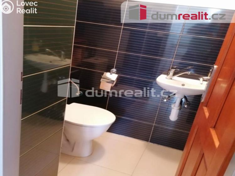 Pronájem bytu 3+KK Praha 8, Zenklova č. 8