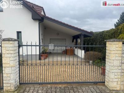 Pronájem garáže Jesenice, Mladíkov č. 1