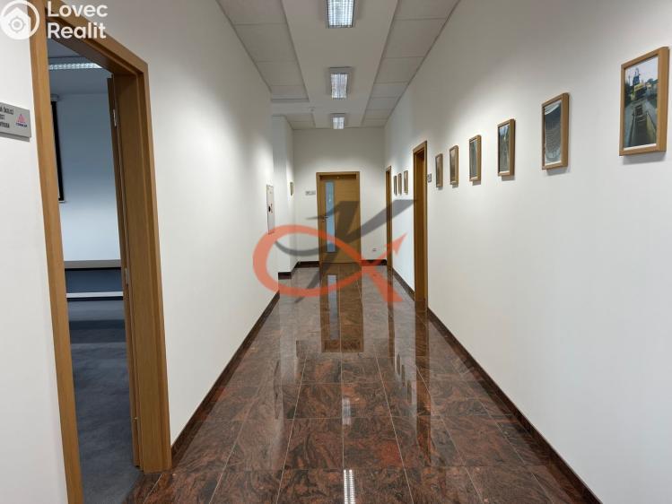 Аренда офисного помещения Zašová č. 9