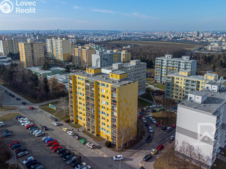 Pronájem bytu 3+1 Praha, Matúškova č. 17