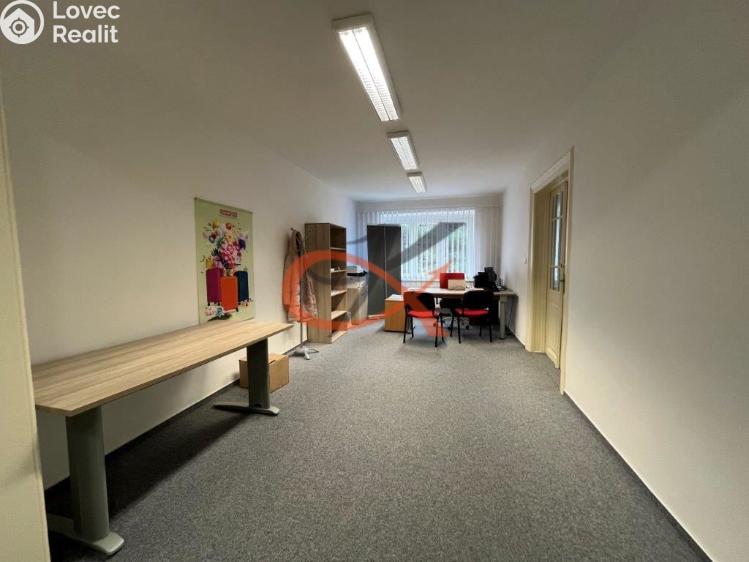 Аренда офисного помещения Valašské Meziříčí, Náměstí č. 3