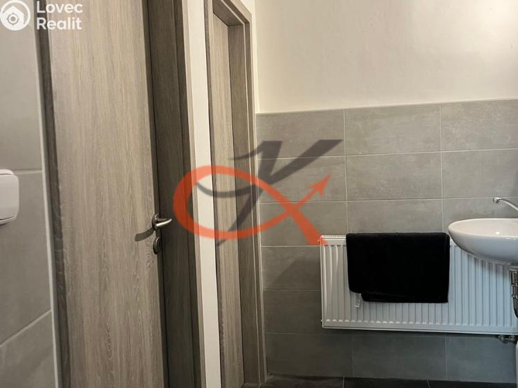 Аренда офисного помещения Valašské Meziříčí, Náměstí č. 11