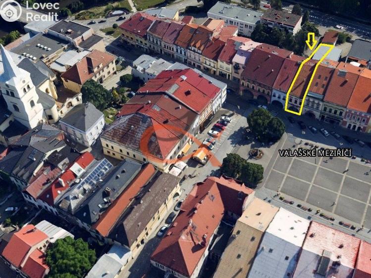 Prodej obchodního prostoru Valašské Meziříčí, Náměstí č. 5